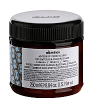 Davines Alchemic Conditioner for natural and coloured hair (tobacco) - Кондиционер «Алхимик» для натуральных и окрашенных волос (табак) 250 мл